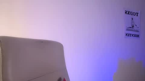 Snapshot of elektra_sky11 chatting on 29, 1, 2025  Elektra Sky  online show from 29, 1, 2025