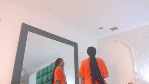 elektradoll1 online show from 13, 5, 2026