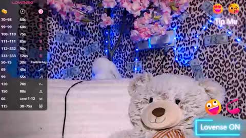 Snapshot of elektrashine chatting on 11, 6, 2026 Elektra online show from 11, 6, 2026