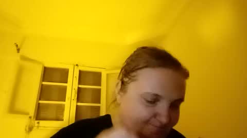 Snapshot of elena2025 chatting on 3, 10, 2025 ELENA online show from 3, 10, 2025