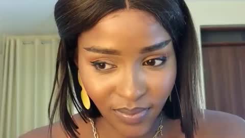 Elena online show from 5, 3, 2025