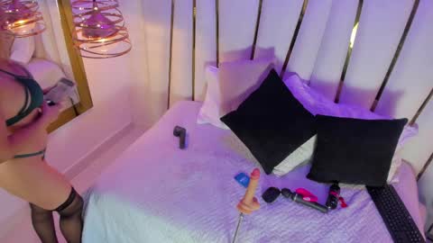 Elena online show from 31, 3, 2026