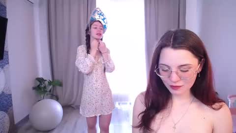 Elena online show from 12, 3, 2026