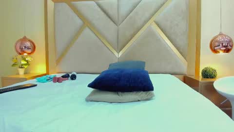 Snapshot of elena_watsonn chatting on 16, 5, 2026 Elena Watsonn online show from 16, 5, 2026