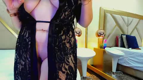 Snapshot of elena_watsonn chatting on 21, 5, 2026 Elena Watsonn online show from 21, 5, 2026