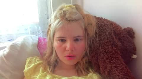 Elena online show from 20, 4, 2026