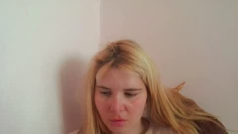 Snapshot of elenaflirt chatting on 19, 7, 2026 Elena online show from 19, 7, 2026