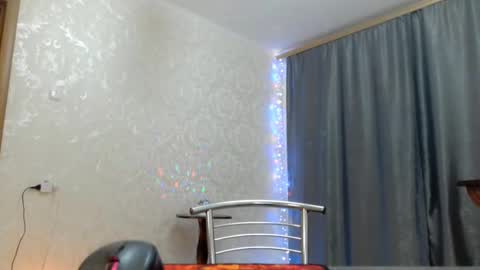Snapshot of elenaza chatting on 18, 2, 2025 elenaza online show from 18, 2, 2025