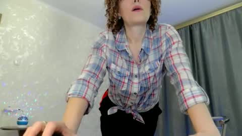 elenaza online show from 20, 4, 2026