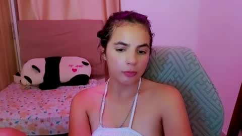 Snapshot of elenna_hotx chatting on 12, 5, 2026 agnes online show from 12, 5, 2026
