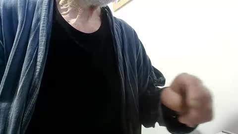 elfyonee online show from 15, 12, 2025