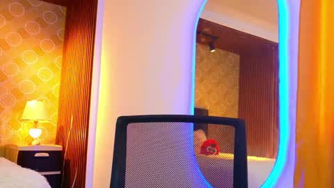 Snapshot of elian_craiggggg chatting on 12, 3, 2026 Elian online show from 12, 3, 2026