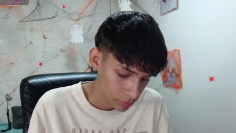 Snapshot of eliasblue chatting on 6, 12, 2024 E L I A S online show from 6, 12, 2024