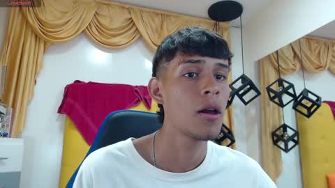 Snapshot of eliasblue chatting on 4, 3, 2025 E L I A S online show from 4, 3, 2025