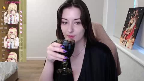 Elise online show from 8, 12, 2024