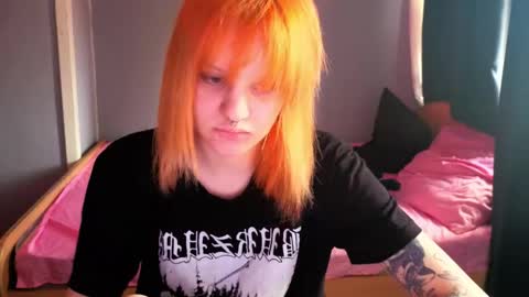 Snapshot of elieiza_xo chatting on 2, 5, 2026 elieiza_xo online show from 2, 5, 2026