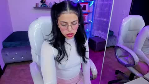 Snapshot of eliie_ruizz chatting on 25, 2, 2025 Eliie online show from 25, 2, 2025