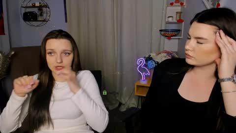 Snapshot of elin_bliss chatting on 8, 5, 2026 Elin online show from 8, 5, 2026
