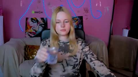 Snapshot of elin_bliss chatting on 11, 5, 2026 Elin online show from 11, 5, 2026
