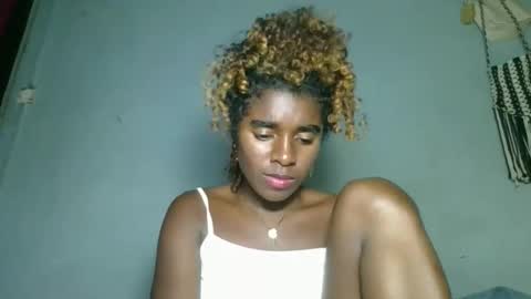 elina981 online show from 18, 3, 2026