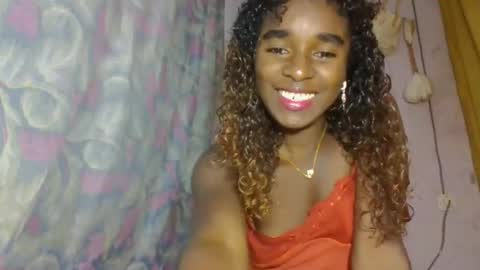 Snapshot of elina981 chatting on 19, 4, 2026 elina981 online show from 19, 4, 2026