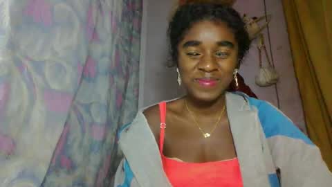 Snapshot of elina981 chatting on 21, 4, 2026 elina981 online show from 21, 4, 2026