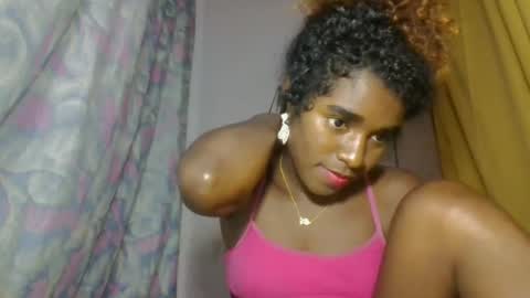 Snapshot of elina981 chatting on 26, 4, 2026 elina981 online show from 26, 4, 2026