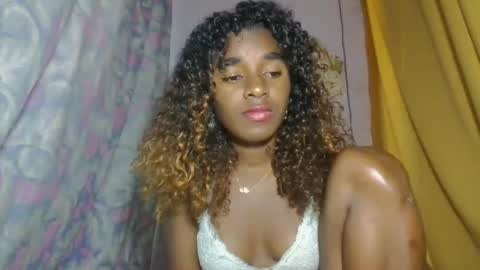 Snapshot of elina981 chatting on 27, 4, 2026 elina981 online show from 27, 4, 2026