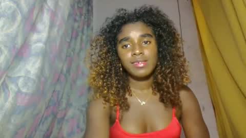 Snapshot of elina981 chatting on 28, 4, 2026 elina981 online show from 28, 4, 2026