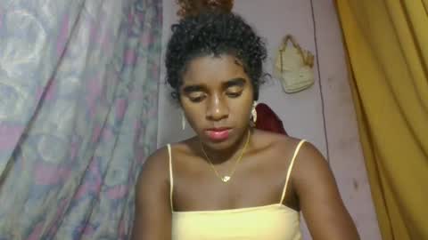 Snapshot of elina981 chatting on 29, 4, 2026 elina981 online show from 29, 4, 2026