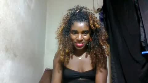 Snapshot of elina981 chatting on 30, 6, 2026 elina981 online show from 30, 6, 2026