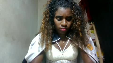 Snapshot of elina981 chatting on 3, 7, 2026 elina981 online show from 3, 7, 2026