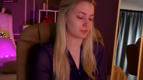 Elina online show from 23, 1, 2025