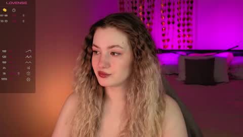 Elina online show from 16, 4, 2026