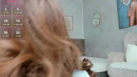 Snapshot of elinamoon_ chatting on 23, 4, 2026 Elina online show from 23, 4, 2026