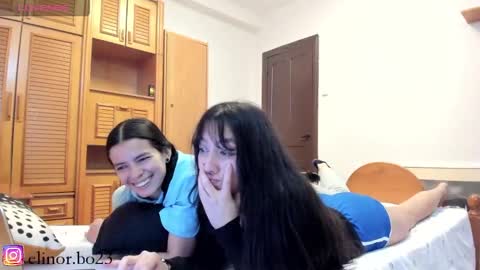 Snapshot of elinor_bo chatting on 13, 1, 2025 paula onlyfns online show from 13, 1, 2025