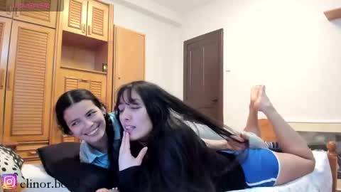 Snapshot of elinor_bo chatting on 13, 1, 2025 paula onlyfns online show from 13, 1, 2025