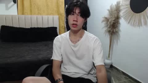 Snapshot of elio_collem chatting on 19, 2, 2026 ELIO online show from 19, 2, 2026