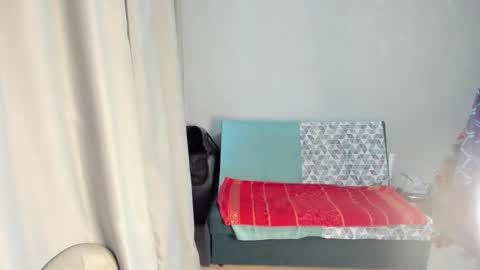 Snapshot of elis_gabbi chatting on 16, 12, 2025 Elis online show from 16, 12, 2025