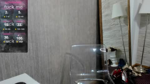 Snapshot of elisabaxter chatting on 20, 12, 2024 Maria online show from 20, 12, 2024
