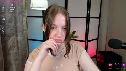 Snapshot of elisabeth_binder chatting on 5, 5, 2026 your sweet Lisa online show from 5, 5, 2026