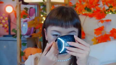 ElisabethDavis online show from 17, 10, 2025