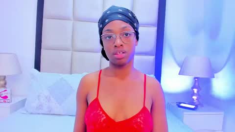 elisabettamonroy online show from 24, 9, 2025