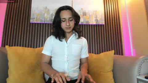 Elisa Sue online show from 31, 5, 2026
