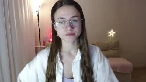 Snapshot of eliscuteblonde chatting on 23, 12, 2024 Elis online show from 23, 12, 2024