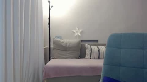 Snapshot of eliscuteblonde chatting on 11, 2, 2025 Elis online show from 11, 2, 2025