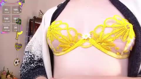 Snapshot of elise_nyx chatting on 13, 6, 2026 elise_nyx online show from 13, 6, 2026
