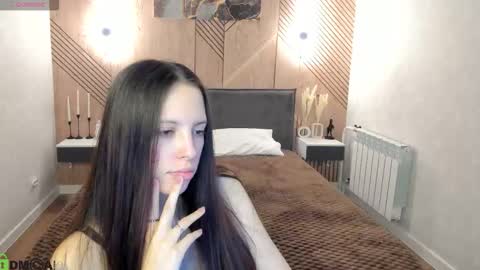 Elise online show from 5, 3, 2026