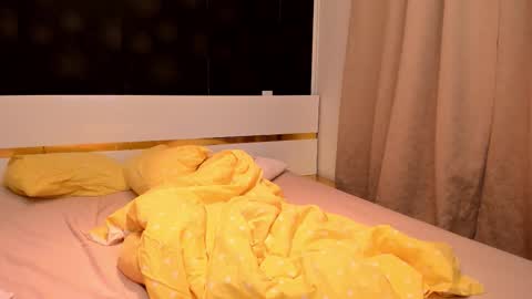 Elly online show from 12, 2, 2026