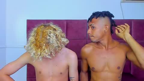 Snapshot of elite__models chatting on 9, 6, 2026 Valentino Konny y Jhon online show from 9, 6, 2026